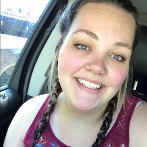 Meet your Posher, Breanna